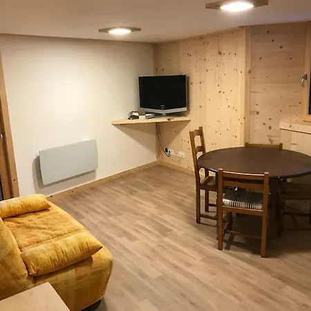 아파트 , Espace Diamant